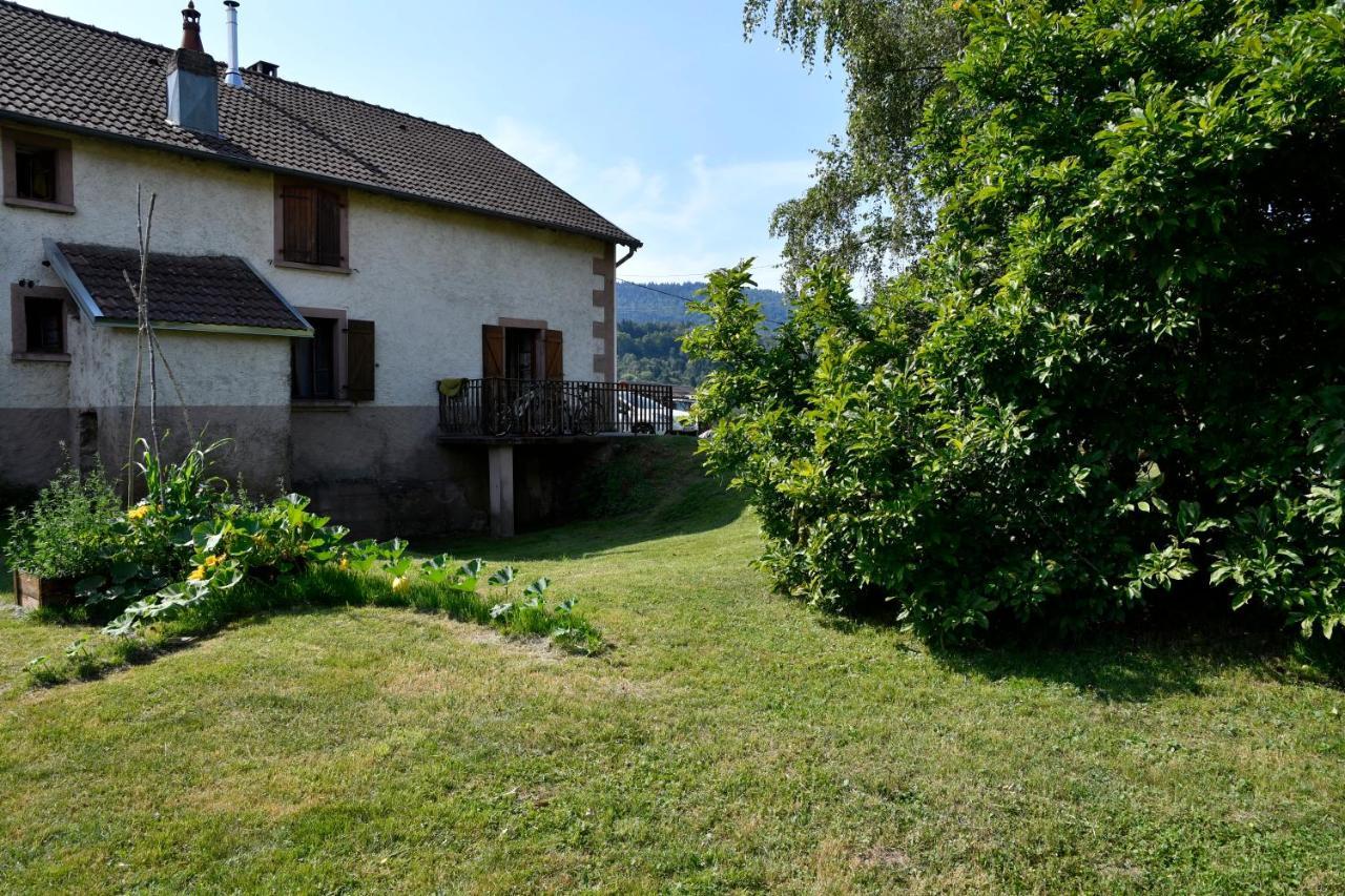 Ferme De Ma Grand-Mere Le Haut-du-Them Luaran gambar